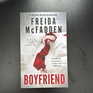 The Boyfriend by Frieda McFadden